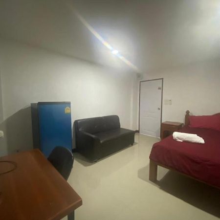 Oyo 1135 Triple A Residence Chiang Mai Zewnętrze zdjęcie