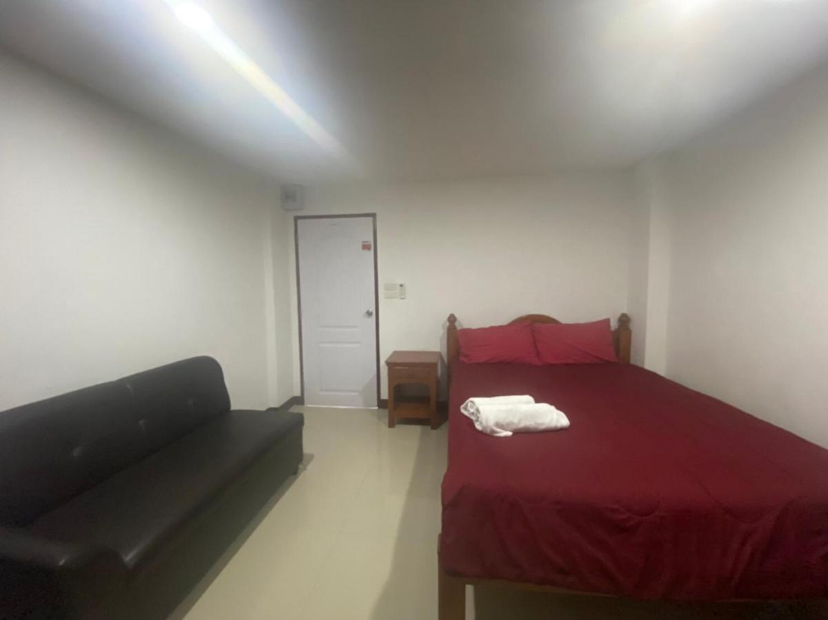 Oyo 1135 Triple A Residence Chiang Mai Zewnętrze zdjęcie