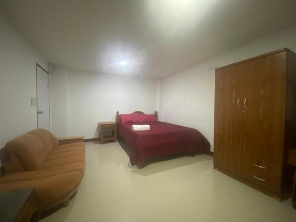 Oyo 1135 Triple A Residence Chiang Mai Zewnętrze zdjęcie