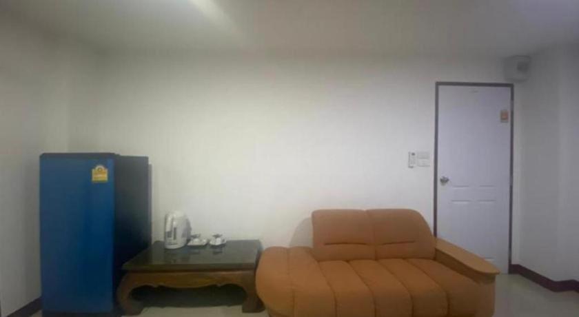 Oyo 1135 Triple A Residence Chiang Mai Zewnętrze zdjęcie
