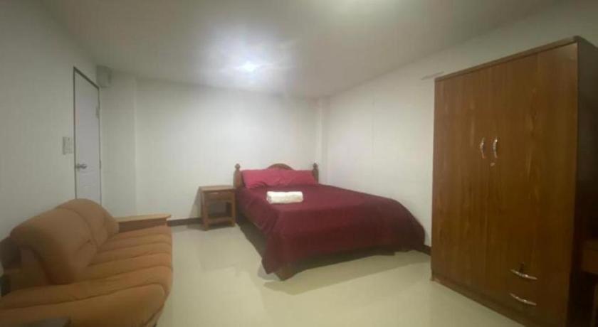Oyo 1135 Triple A Residence Chiang Mai Zewnętrze zdjęcie