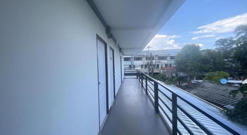 Oyo 1135 Triple A Residence Chiang Mai Zewnętrze zdjęcie
