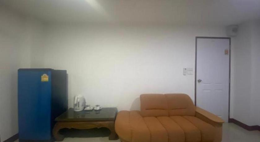 Oyo 1135 Triple A Residence Chiang Mai Zewnętrze zdjęcie